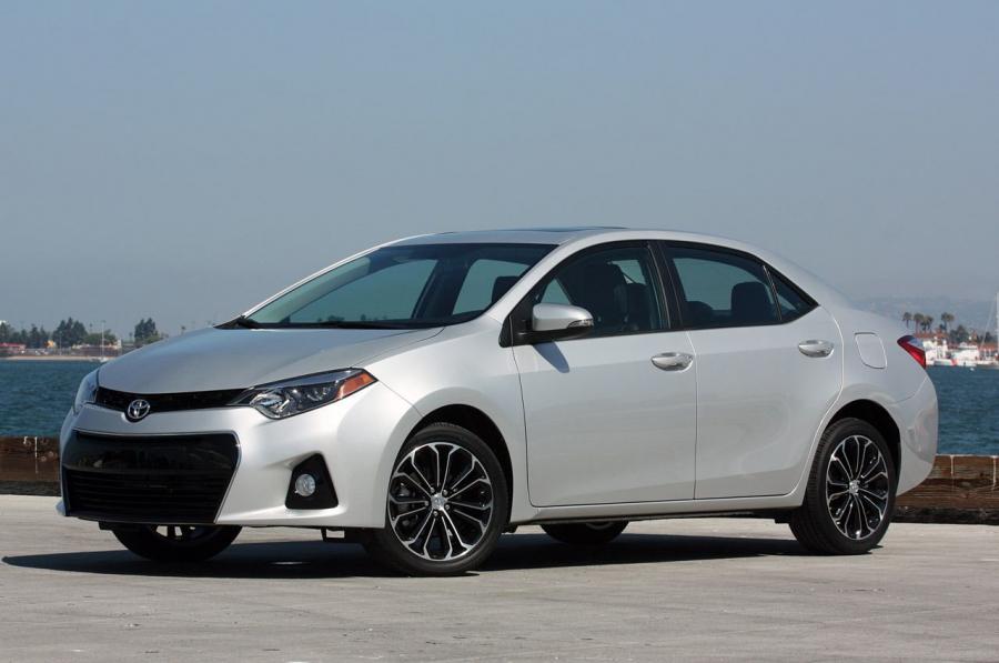  Toyota Corolla 2014 года  (фото 76 из 212)